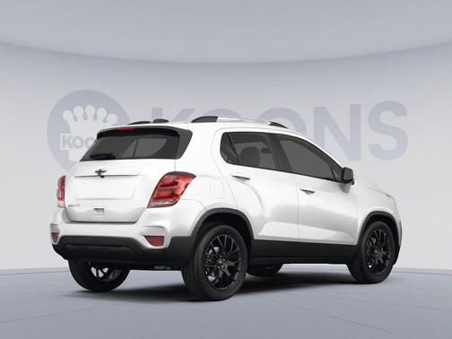 Summit White 2022 Chevrolet Trax LT