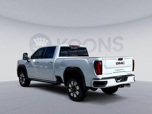 Glacier White Tricoat 2026 GMC Sierra 3500 Denali