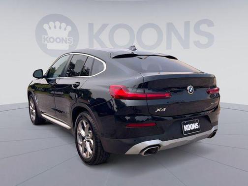 2024 BMW X4 xDrive30i