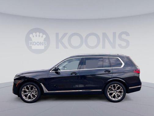 2025 BMW X7 xDrive40i