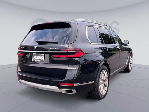 2025 BMW X7 xDrive40i