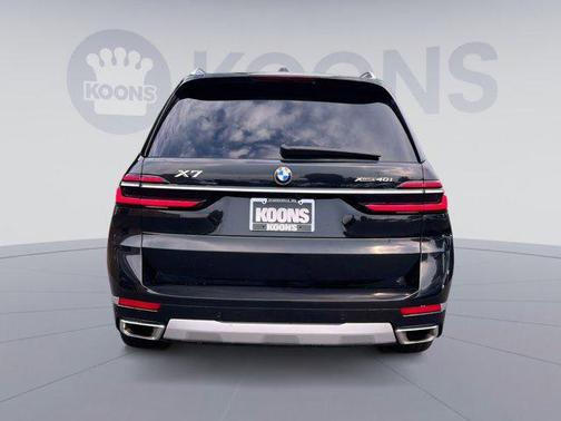 2025 BMW X7 xDrive40i
