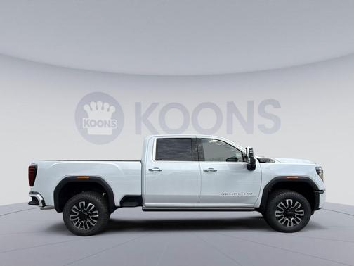 Glacier White Tricoat 2026 GMC Sierra 2500 Denali Ultimate