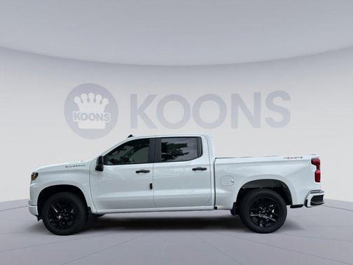 2025 Chevrolet Silverado 1500 Custom