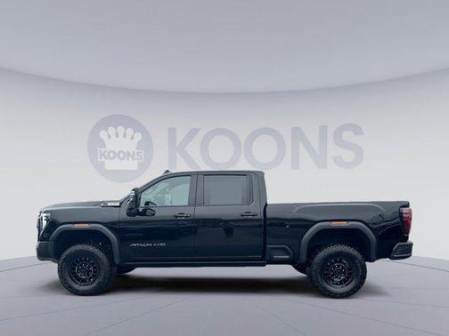 2024 GMC Sierra 2500 AT4