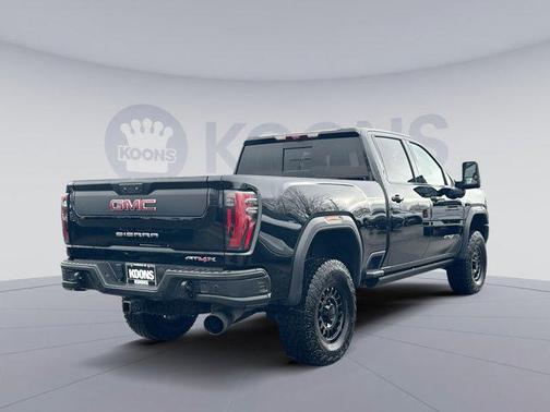 2024 GMC Sierra 2500 AT4