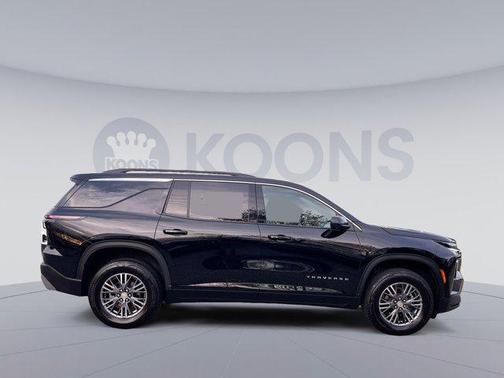 2024 Chevrolet Traverse LT