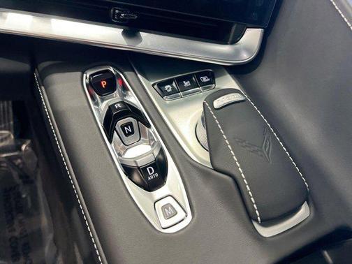 2025 Chevrolet Corvette Stingray w/3LT