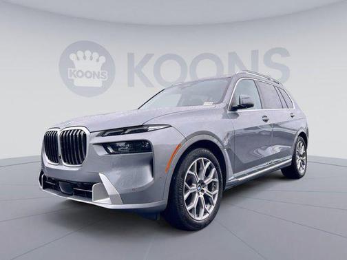 2025 BMW X7 xDrive40i