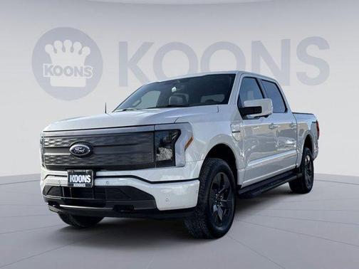 2023 Ford F-150 Lightning LARIAT