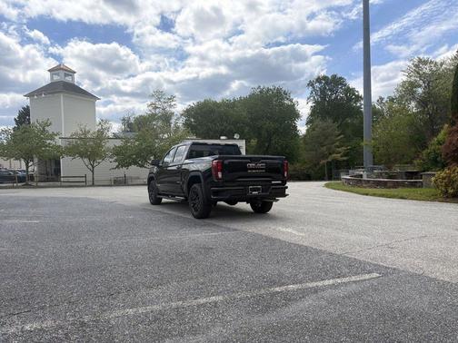 Onyx Black 2026 GMC Sierra 1500 Elevation