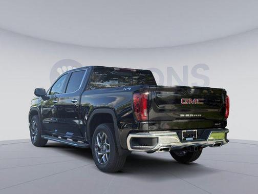 Onyx Black 2026 GMC Sierra 1500 SLT
