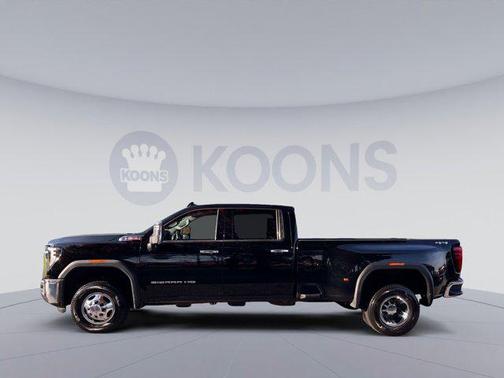 2024 GMC Sierra 3500 SLT