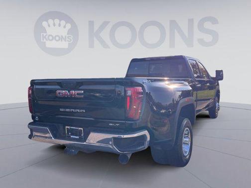 2024 GMC Sierra 3500 SLT