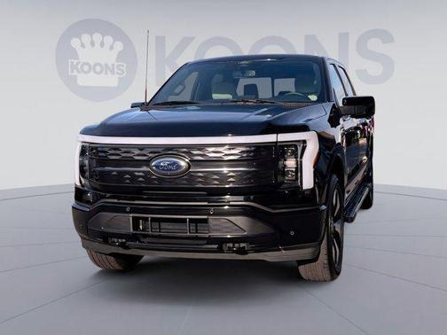 2022 Ford F-150 Lightning Platinum