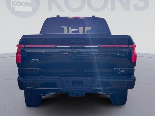 2022 Ford F-150 Lightning Platinum