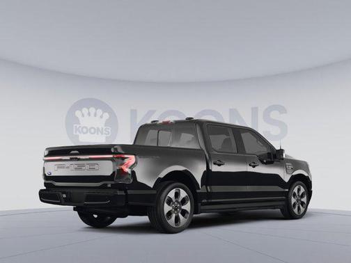 2022 Ford F-150 Lightning Platinum