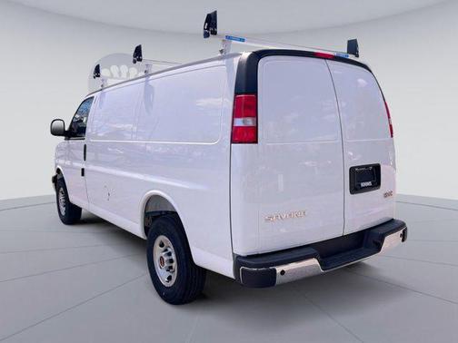 2025 GMC Savana 2500 Work Van