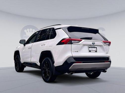 2024 Toyota RAV4 Hybrid SE