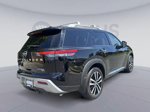 Super Black 2024 Nissan Pathfinder Platinum 4WD