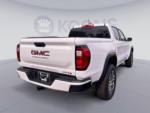 2025 GMC Canyon Base
