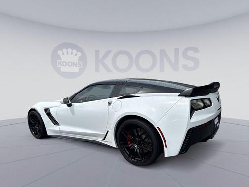 Arctic White 2019 Chevrolet Corvette Z06