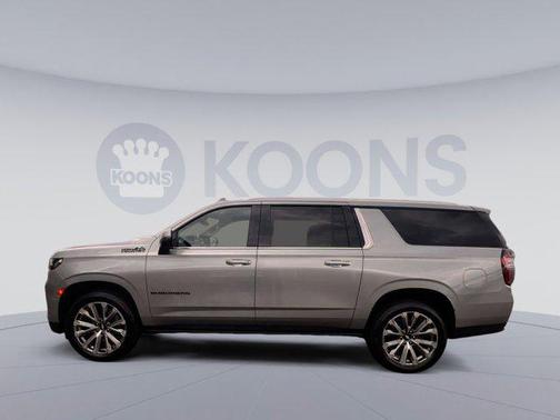 2023 Chevrolet Suburban 4WD High Country