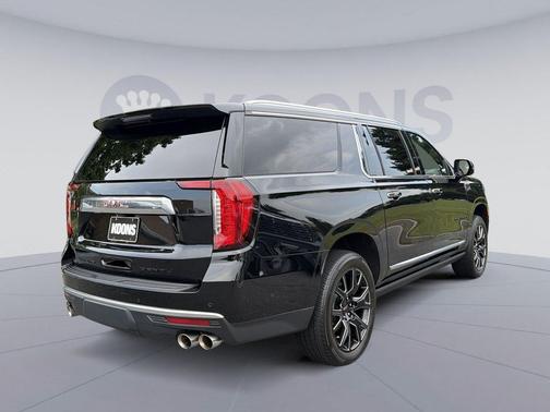 Onyx Black 2024 GMC Yukon XL Denali