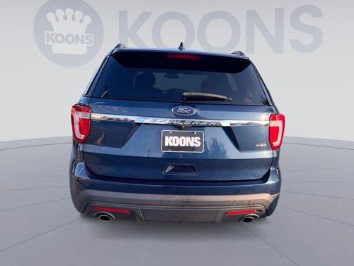 2017 Ford Explorer Base