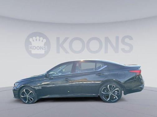 2024 Nissan Altima SR FWD