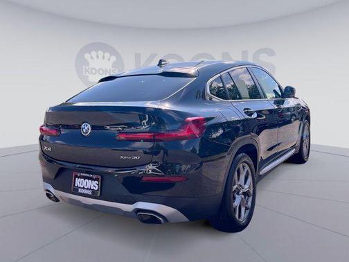 2024 BMW X4 xDrive30i
