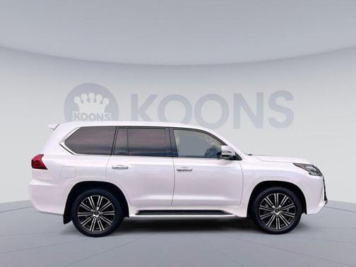 2021 Lexus LX 570 Three-Row