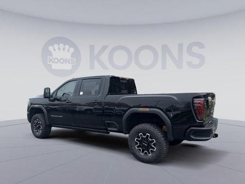 Onyx Black 2026 GMC Sierra 2500 AT4X