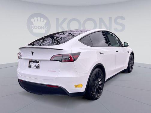 2022 Tesla Model Y Performance Dual Motor All-Wheel Drive