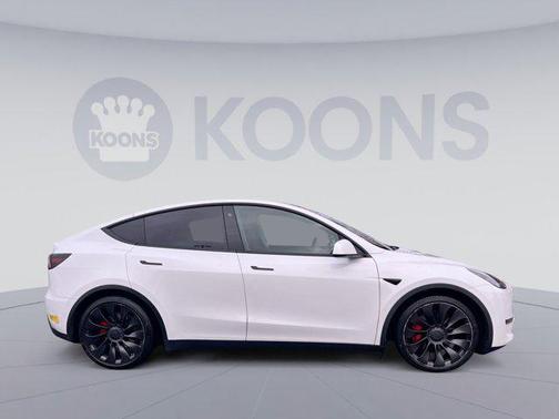 2022 Tesla Model Y Performance Dual Motor All-Wheel Drive