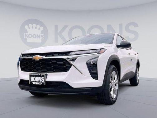 2025 Chevrolet Trax LS