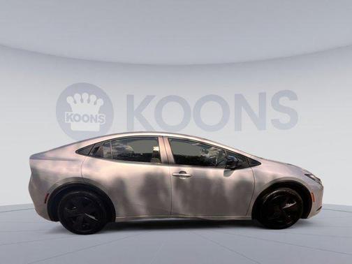 2023 Toyota Prius LE
