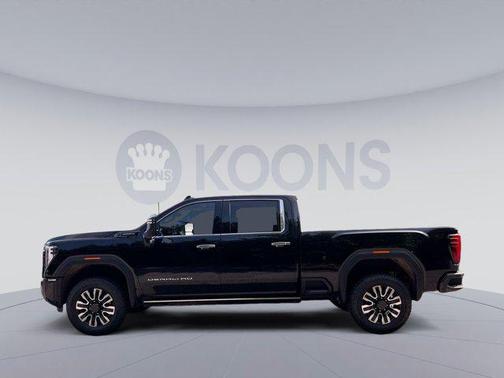 2025 GMC Sierra 3500 Denali