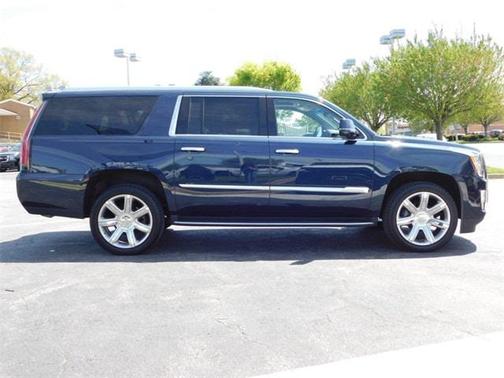 2019 Cadillac Escalade ESV Luxury