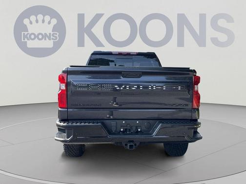 Dark Ash Metallic 2024 Chevrolet Silverado 1500 ZR2
