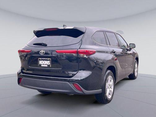 2023 Toyota Highlander LE
