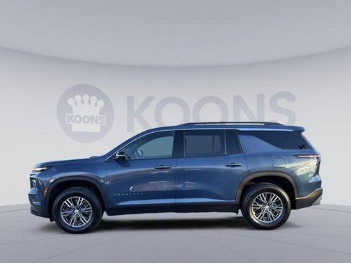 2024 Chevrolet Traverse LT