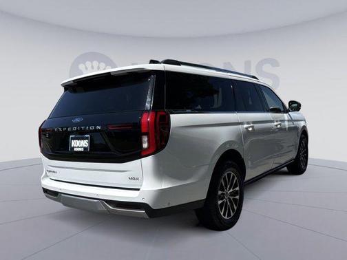 OXFORD WHITE 2025 Ford Expedition Max Platinum