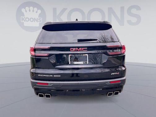 2025 GMC Acadia AWD AT4