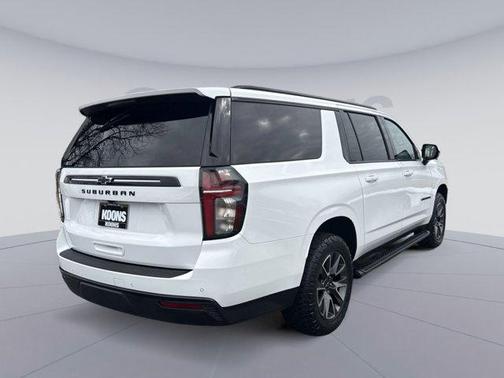 2023 Chevrolet Suburban 4WD Z71