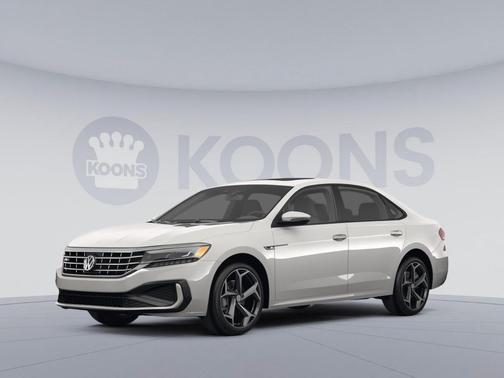 Pure White 2021 Volkswagen Passat 2.0T SE