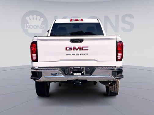 2025 GMC Sierra 2500 Base