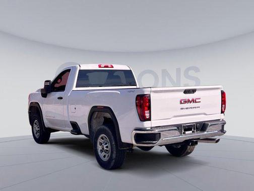 2025 GMC Sierra 2500 Base