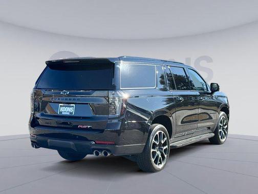 2025 Chevrolet Suburban RST