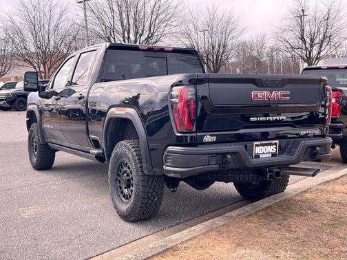 2025 GMC Sierra 2500 AT4